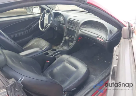 2001 Ford Mustang z USA, uszkodzony, nr VIN 1FAFP44421F128030